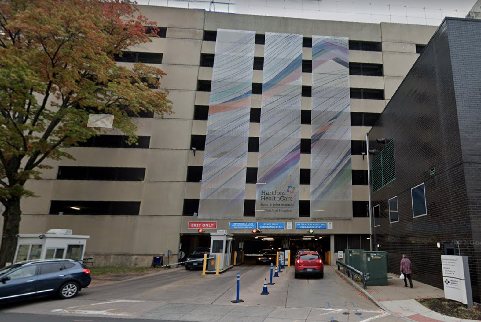 Hartford Hospital Employee Garage